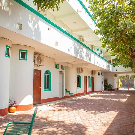 Hotel Gamito Puerto Escondido  Bagian luar foto