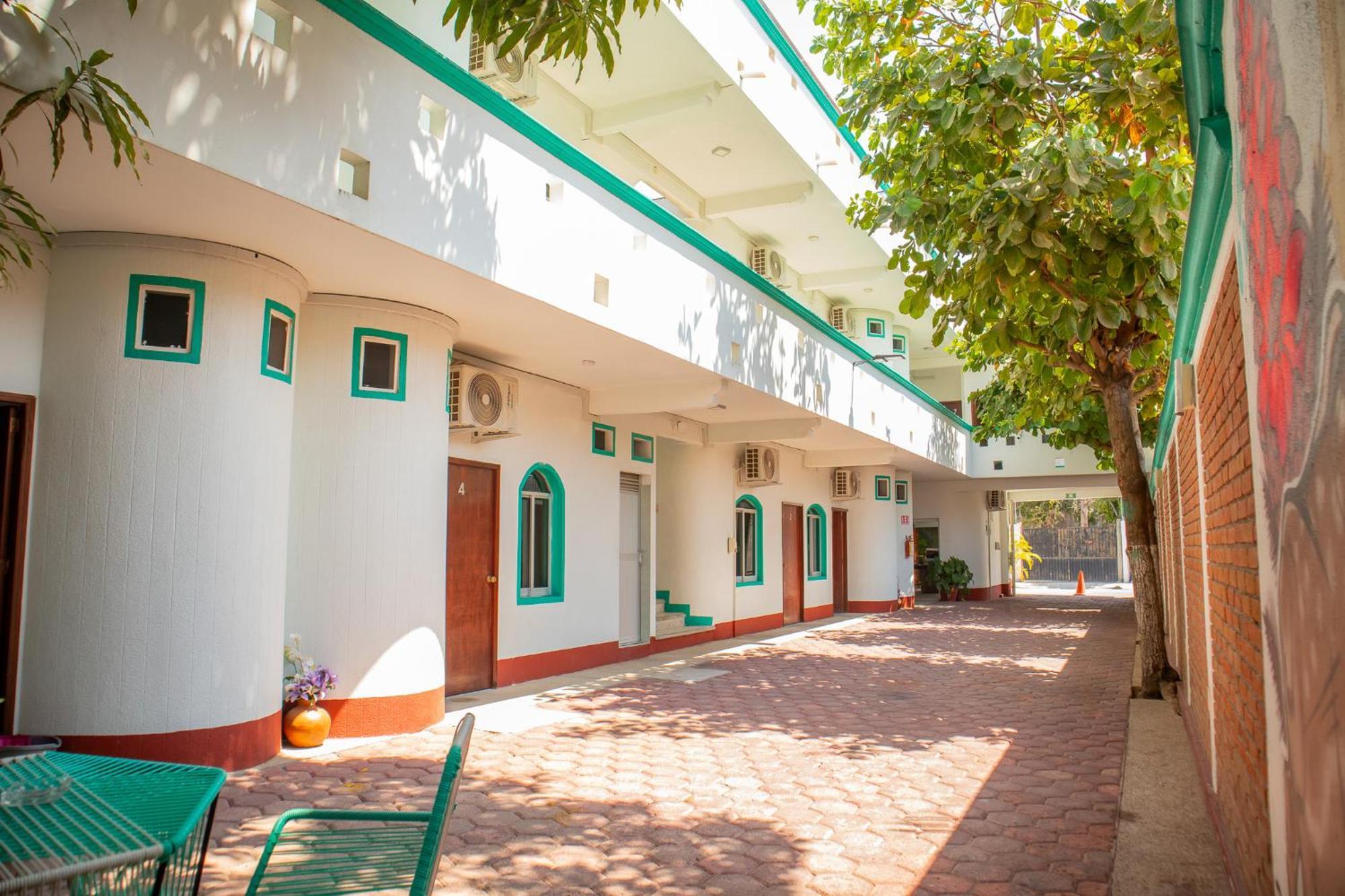 Hotel Gamito Puerto Escondido  Bagian luar foto